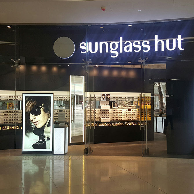 Sunglass-hut